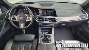 BMW X5 xDrive 40i M Sport 2023 года из Южной Кореи