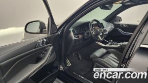BMW X5 xDrive 40i M Sport 2023 года из Южной Кореи