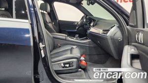 BMW X5 xDrive 40i M Sport 2023 года из Южной Кореи