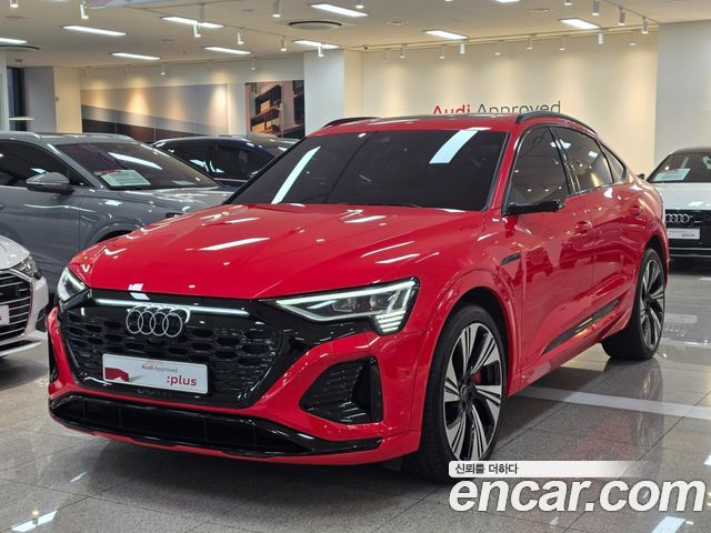 Audi Q8 e-tron 55 4WD Premium Sportback 2024 года из Кореи