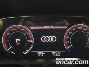 Audi Q8 e-tron 55 4WD Premium Sportback 2024 года из Южной Кореи