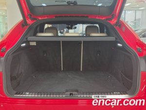 Audi Q8 e-tron 55 4WD Premium Sportback 2024 года из Южной Кореи