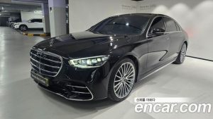 Mercedes-Benz S-Class S500 4MATIC 2025 года из Южной Кореи