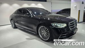 Mercedes-Benz S-Class S500 4MATIC 2025 года из Южной Кореи