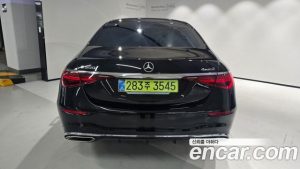 Mercedes-Benz S-Class S500 4MATIC 2025 года из Южной Кореи