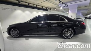 Mercedes-Benz S-Class S500 4MATIC 2025 года из Южной Кореи