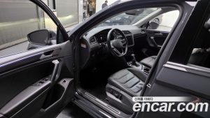 Volkswagen Tiguan 2.0 TDI Prestige 2022 года из Южной Кореи