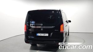Mercedes-Benz V-Class V300 CDI 2024 года из Южной Кореи