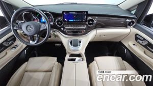 Mercedes-Benz V-Class V300 CDI 2024 года из Южной Кореи