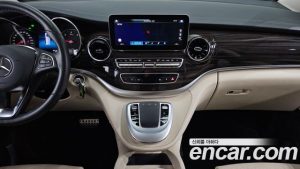 Mercedes-Benz V-Class V300 CDI 2024 года из Южной Кореи