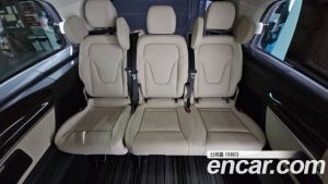Mercedes-Benz V-Class V300 CDI 2024 года из Южной Кореи