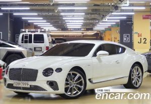 Bentley Continental 4.0 GT Azure 2023 года из Южной Кореи