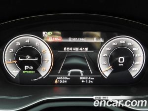 Audi A4 40 TFSI 2023 года из Южной Кореи