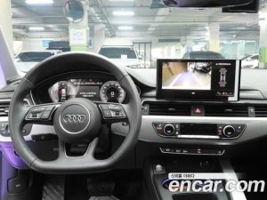 Audi A4 40 TFSI 2023 года из Южной Кореи