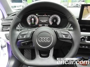 Audi A4 40 TFSI 2023 года из Южной Кореи