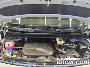 Hyundai Staria 4WD Lounge 7-Seater 2025 года из Южной Кореи