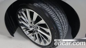 Lexus ES Executive 2026 года из Южной Кореи