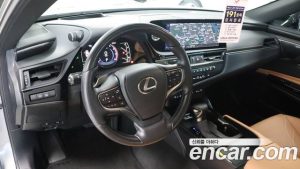 Lexus ES Executive 2026 года из Южной Кореи