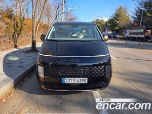 Hyundai Staria 4WD Lounge 7-Seater 2025 года из Южной Кореи