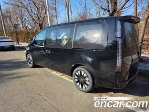 Hyundai Staria 4WD Lounge 7-Seater 2025 года из Южной Кореи