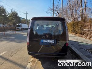 Hyundai Staria 4WD Lounge 7-Seater 2025 года из Южной Кореи