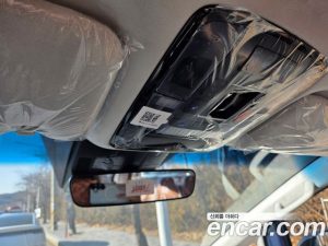 Hyundai Staria 4WD Lounge 7-Seater 2025 года из Южной Кореи