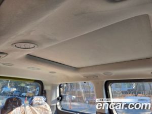 Hyundai Staria 4WD Lounge 7-Seater 2025 года из Южной Кореи