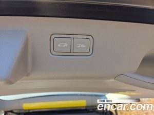 Hyundai Staria 4WD Lounge 7-Seater 2025 года из Южной Кореи