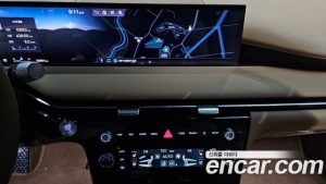 Genesis G80 Бензин 2.5 Turbo AWD 2025 года из Южной Кореи