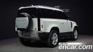 Land Rover Defender 90 D250 SE 2022 года из Южной Кореи