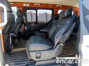 Hyundai Staria HEV 1.6 Lounge 7-Seater 2025 года из Южной Кореи