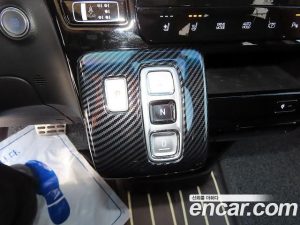 Hyundai Staria HEV 1.6 Lounge 7-Seater 2025 года из Южной Кореи