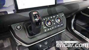 Land Rover Defender 110 D250 SE 2023 года из Южной Кореи