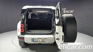 Land Rover Defender 110 D250 SE 2023 года из Южной Кореи