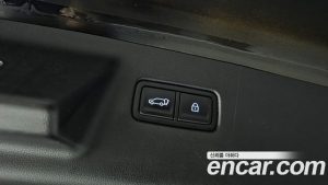Hyundai Santafe Бензин 2.5T 4WD 2025 года из Южной Кореи