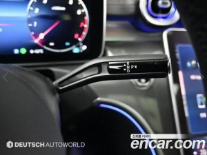 Mercedes-Benz C-Class C300 4MATIC AMG Line 2023 года из Южной Кореи