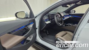 BMW 5-Series 520i M Sport 2025 года из Южной Кореи