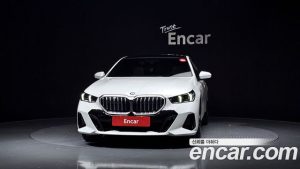 BMW 5-Series 520i M Sport 2025 года из Южной Кореи