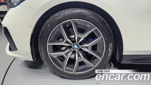 BMW 5-Series 520i M Sport 2025 года из Южной Кореи