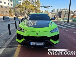 Lamborghini Urus 4.0 V8 S 2023 года из Южной Кореи