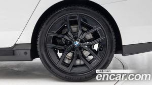 BMW 7-Series 740i sDrive M Sport 2023 года из Южной Кореи