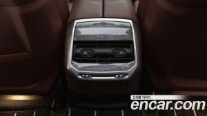 BMW 7-Series 740i sDrive M Sport 2023 года из Южной Кореи