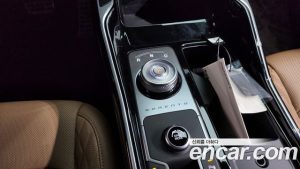Kia Sorento HEV 1.6 2WD 2024 года из Южной Кореи