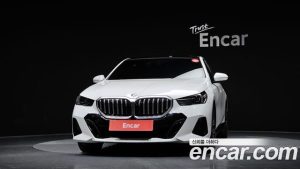 BMW 5-Series 520i M Sport 2025 года из Южной Кореи