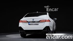 BMW 5-Series 520i M Sport 2025 года из Южной Кореи