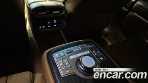 Genesis G80 Бензин 3.5 Turbo AWD 2025 года из Южной Кореи