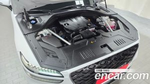 Genesis GV70 2.5T Бензин AWD 2025 года из Южной Кореи