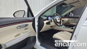 Genesis GV70 2.5T Бензин AWD 2025 года из Южной Кореи