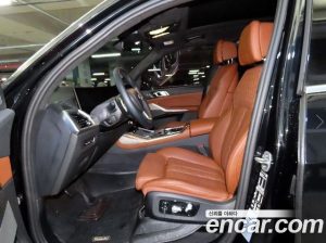 BMW X7 xDrive 40d Design Pure Excellence 6 2024 года из Южной Кореи
