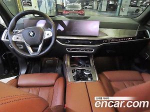BMW X7 xDrive 40d Design Pure Excellence 6 2024 года из Южной Кореи